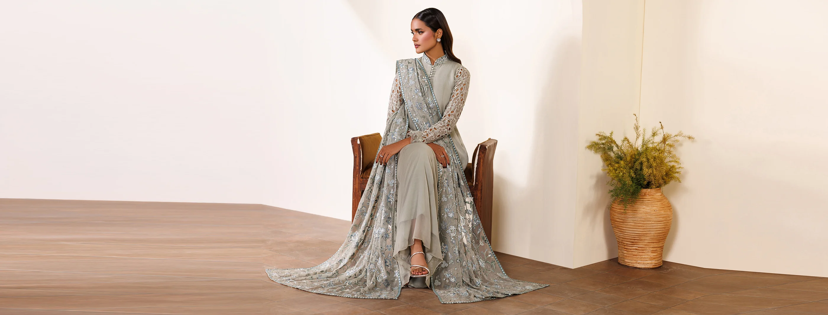 Redefining Modern Pakistani Elegance